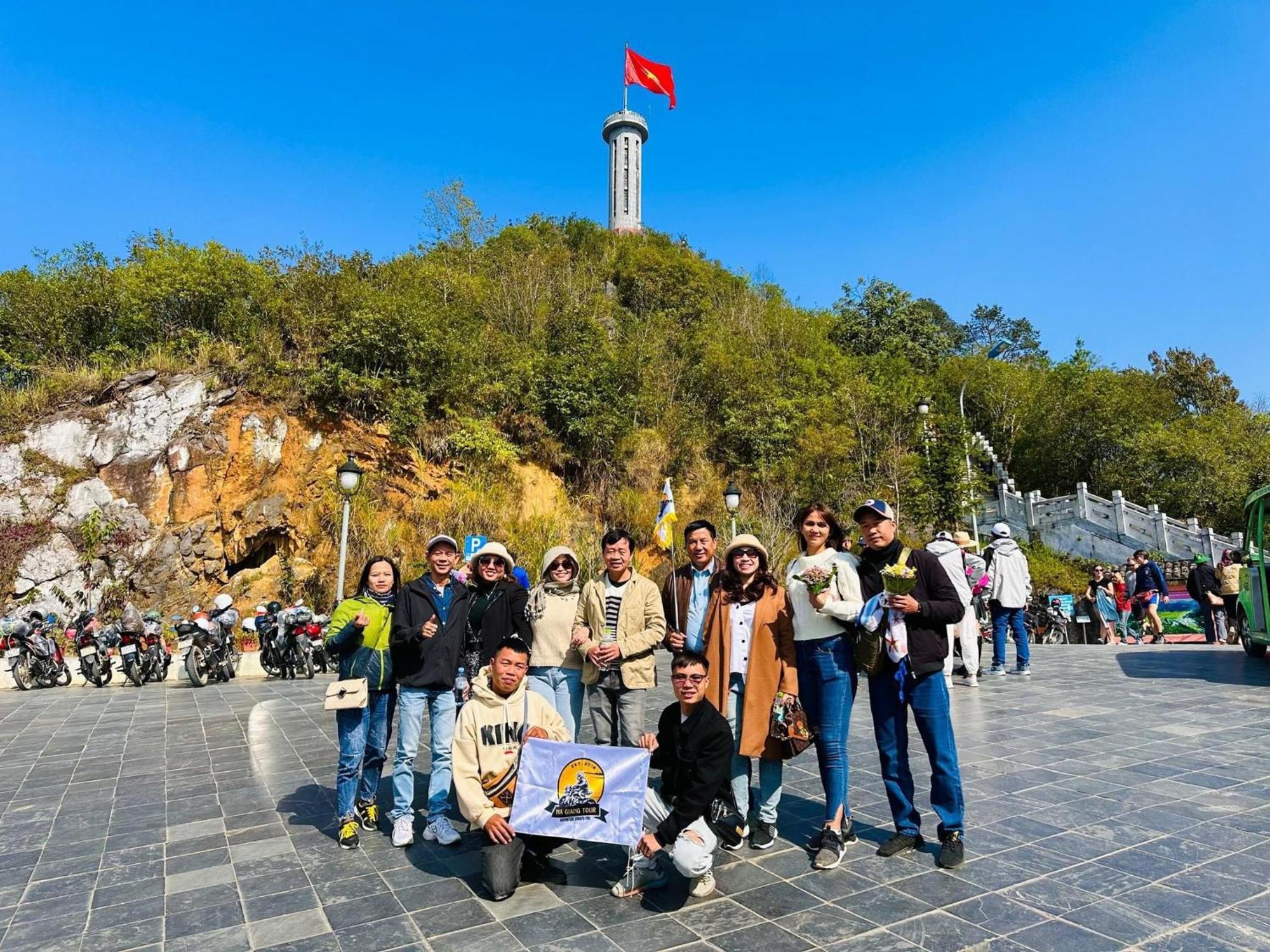 Tl Adventure Tour & Motorbike Aparthotel ห่าซาง ภายนอก รูปภาพ