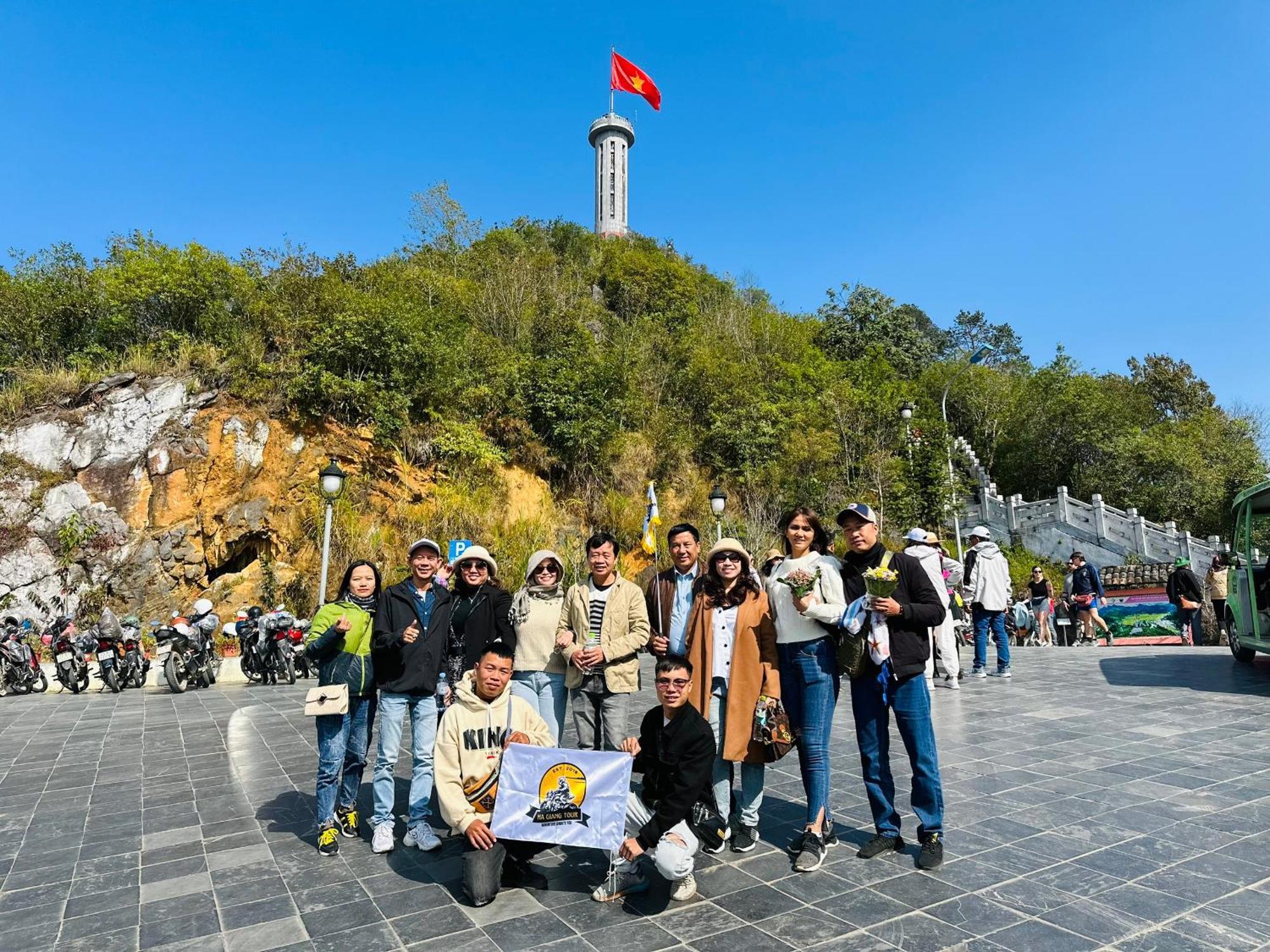 Tl Adventure Tour & Motorbike Aparthotel ห่าซาง ภายนอก รูปภาพ